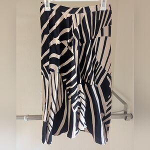 Navy and Cream Abstract Patterned Skirt